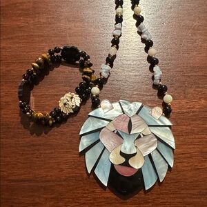 Vintage 1980's Lee Sands Mother of Pearl Lion Necklace and Bracelet Set